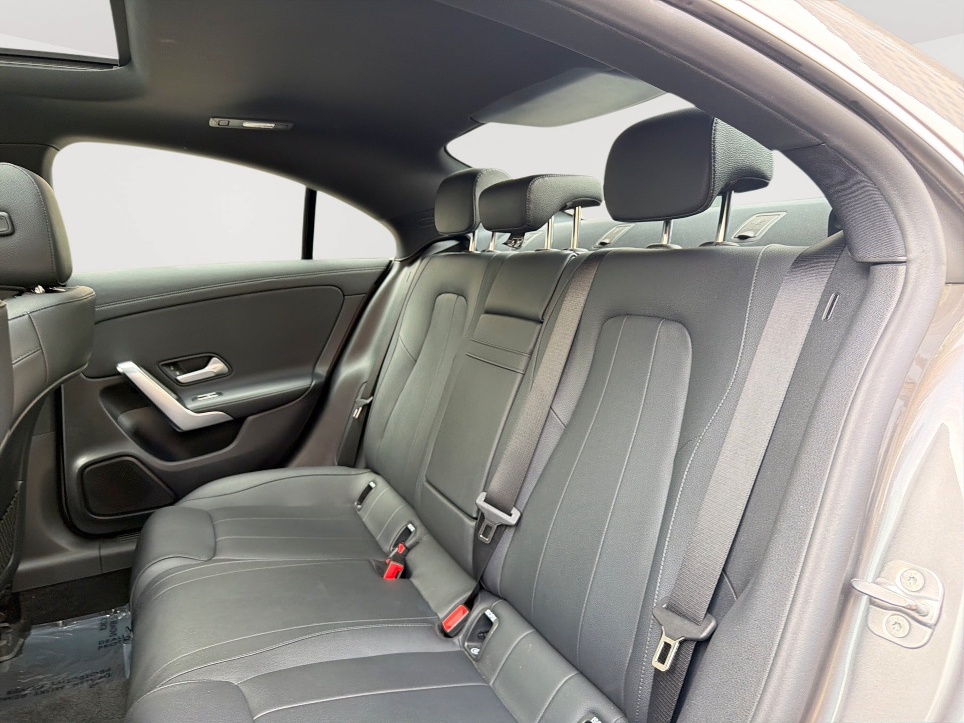Used 2025 Mercedes-Benz CLA 250 4MATIC image 27