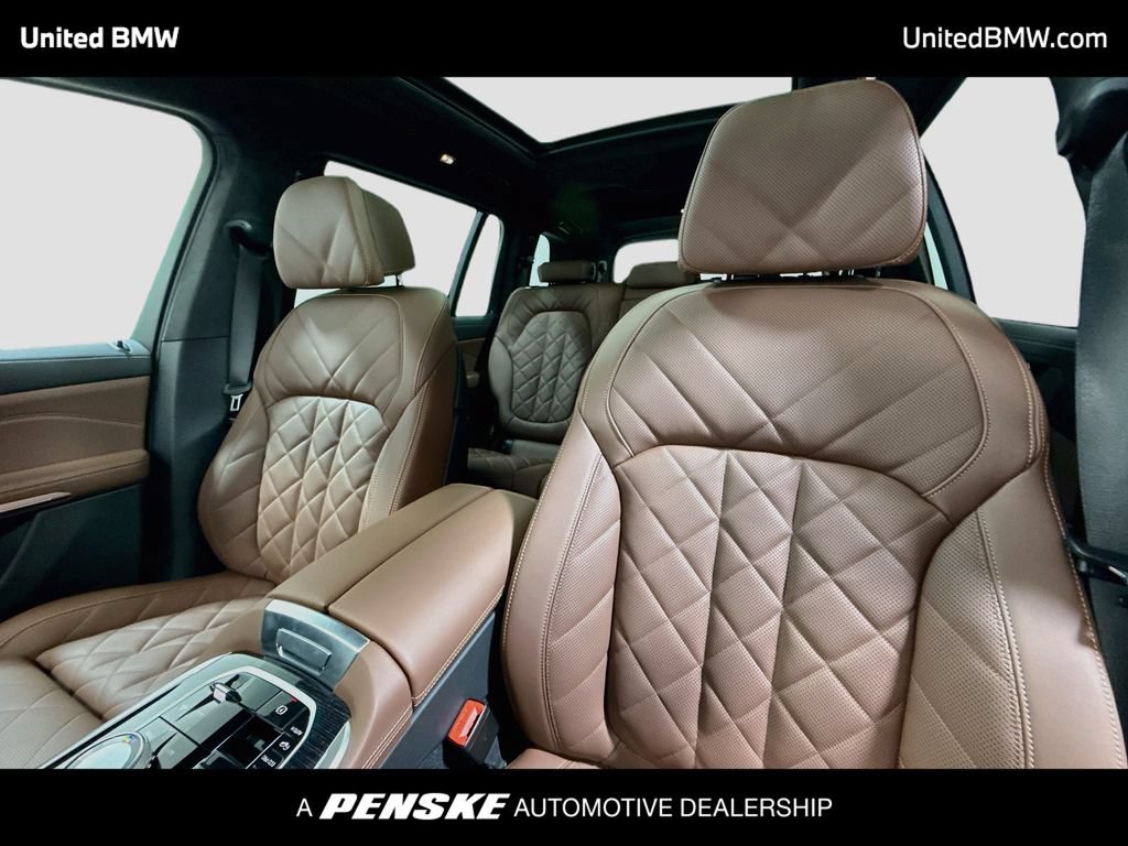 New 2027 BMW X7 xDrive40i w/ Executive Package AWD/4WD image 12