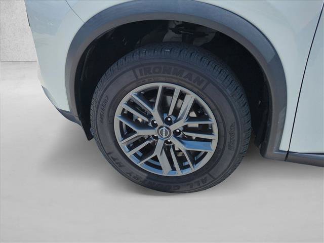 Used 2023 Nissan Rogue S FWD image 23