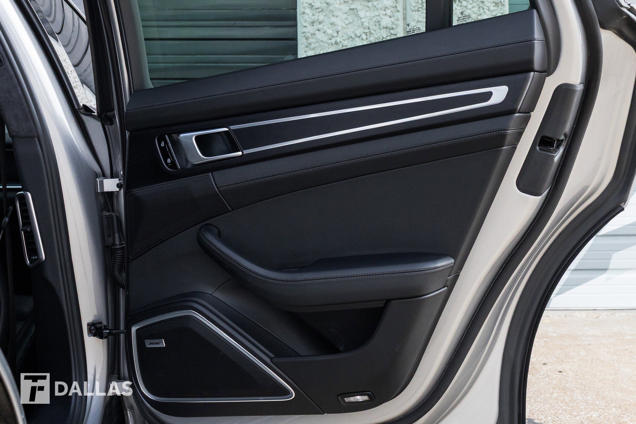 Used 2020 Porsche Panamera GTS image 31