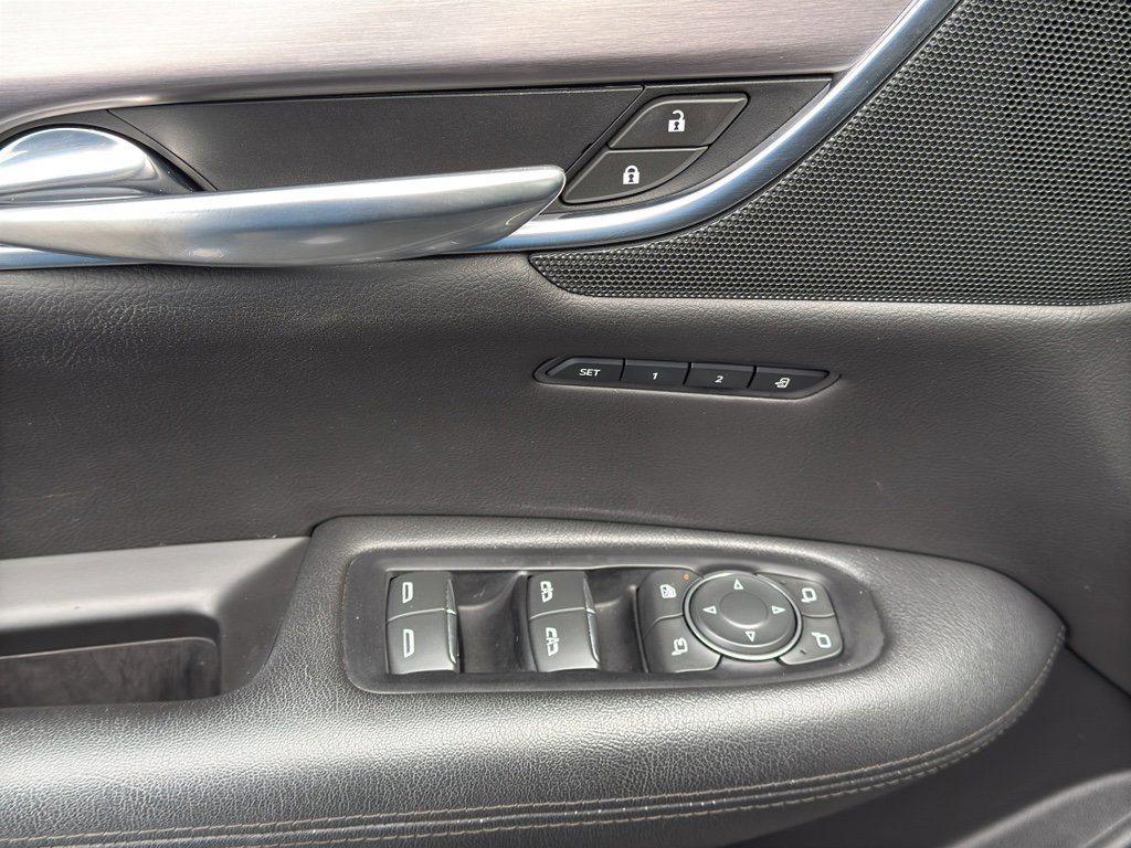 Used 2019 Cadillac XT5 Luxury w/ LPO, Radiant Package image 10