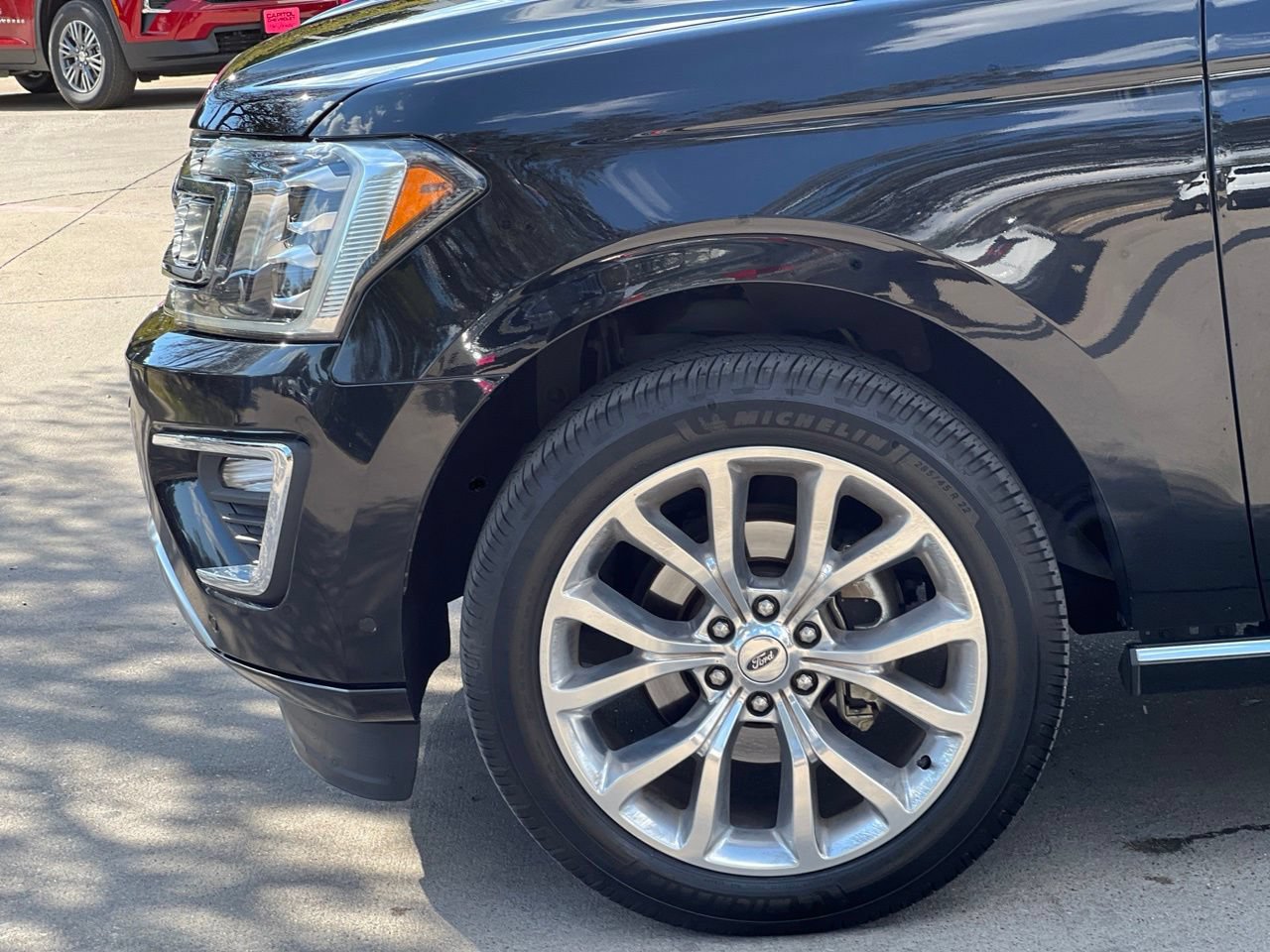 Used 2018 Ford Expedition Max Platinum RWD image 26