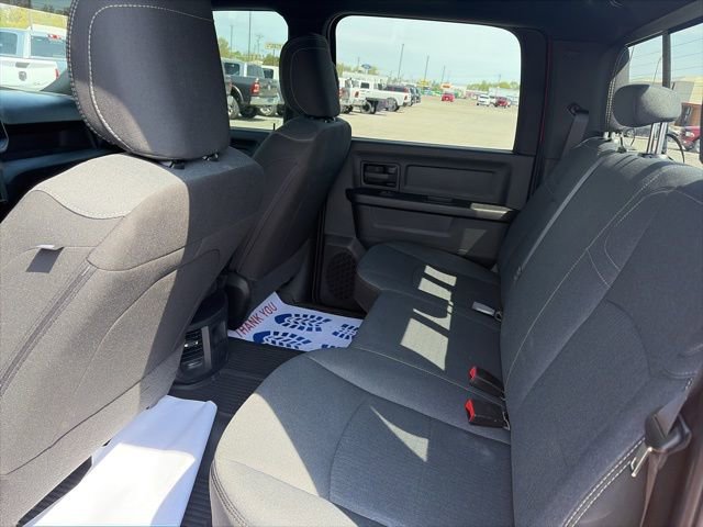 Used 2024 RAM 2500 Tradesman w/ Chrome Appearance Group image 11