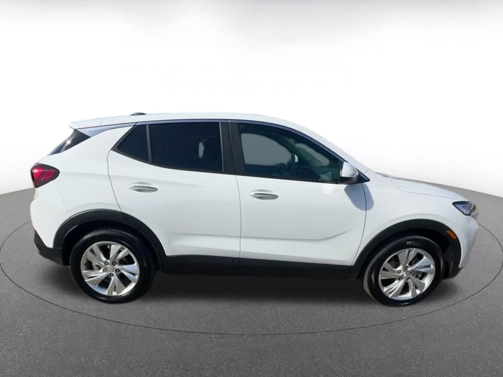 Used 2025 Buick Encore GX Preferred image 16