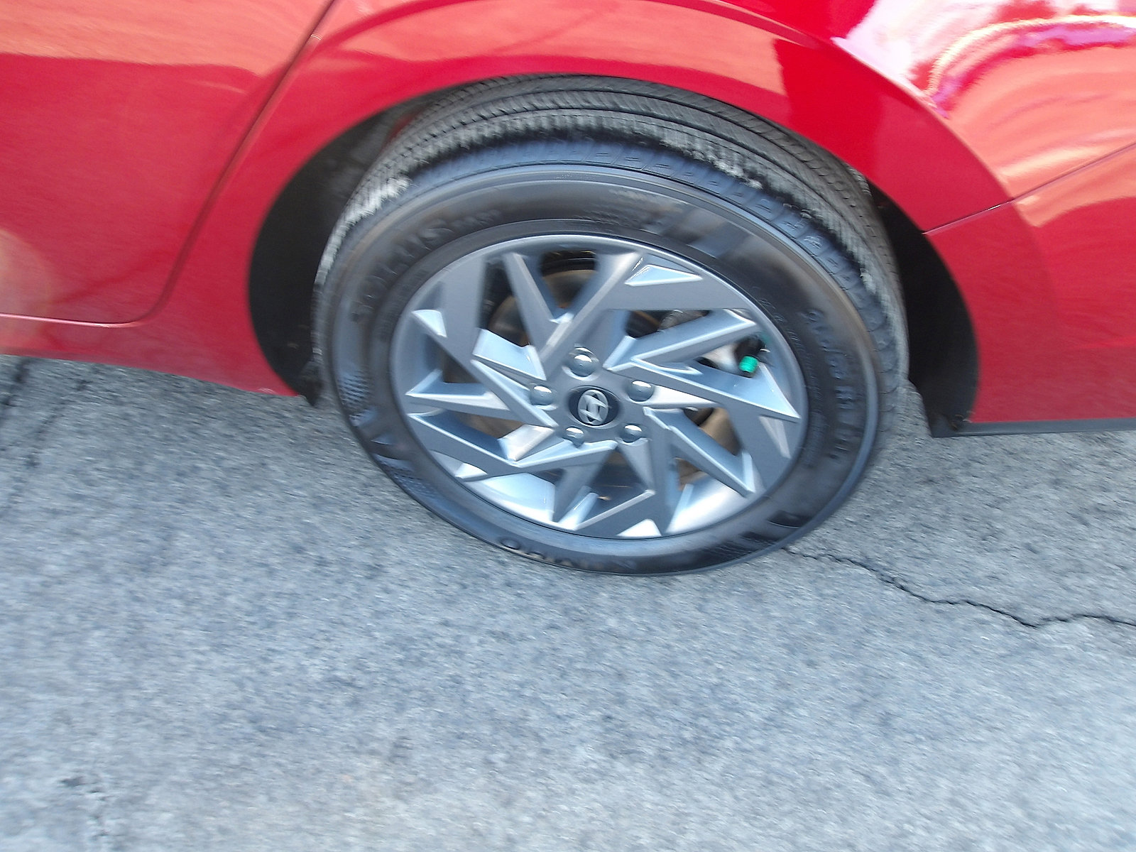 Certified 2024 Hyundai Elantra SEL image 23