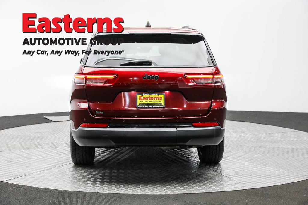 Used 2023 Jeep Grand Cherokee L Laredo image 6