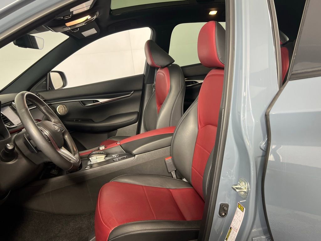 Used 2023 INFINITI QX50 Sport image 21
