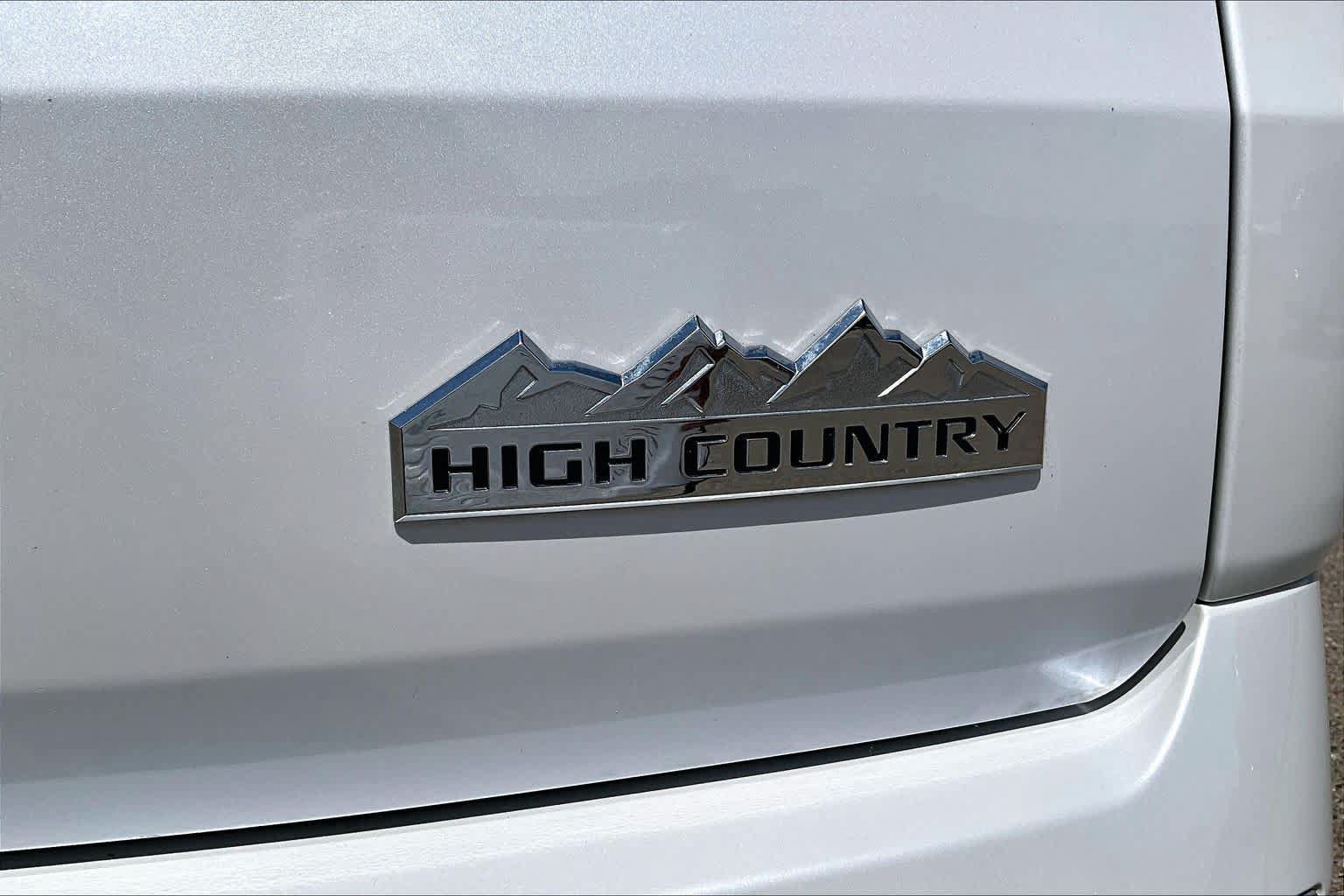 Used 2019 Chevrolet Traverse High Country AWD/4WD image 9