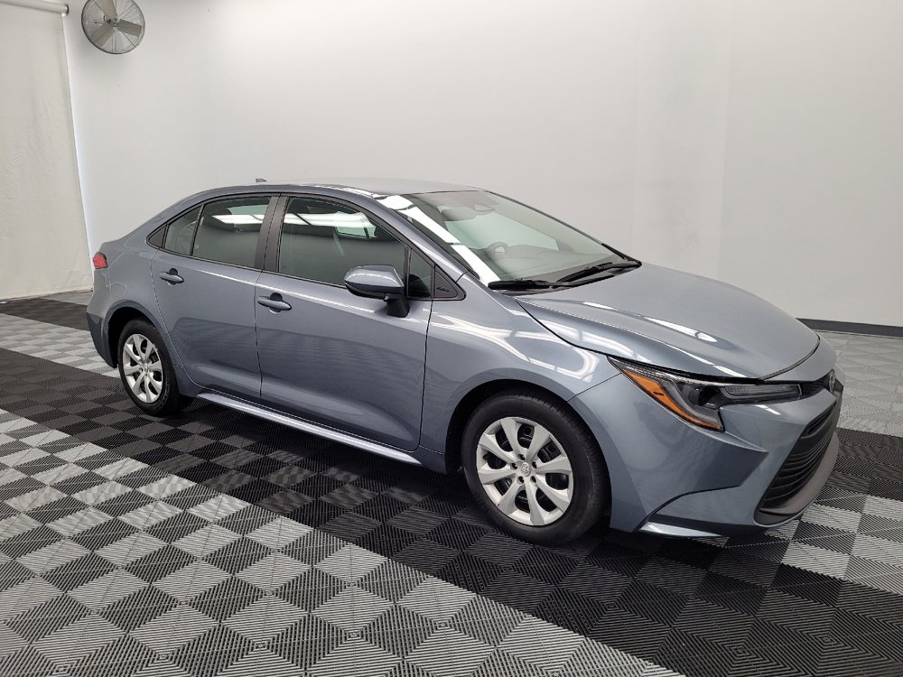 Used 2024 Toyota Corolla LE FWD image 11