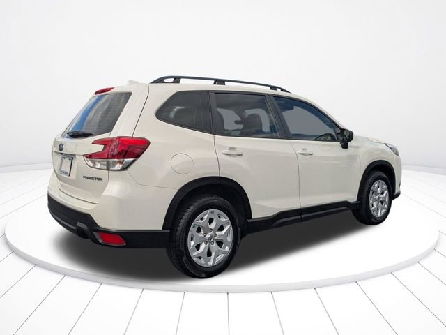 Used 2023 Subaru Forester AWD/4WD image 3