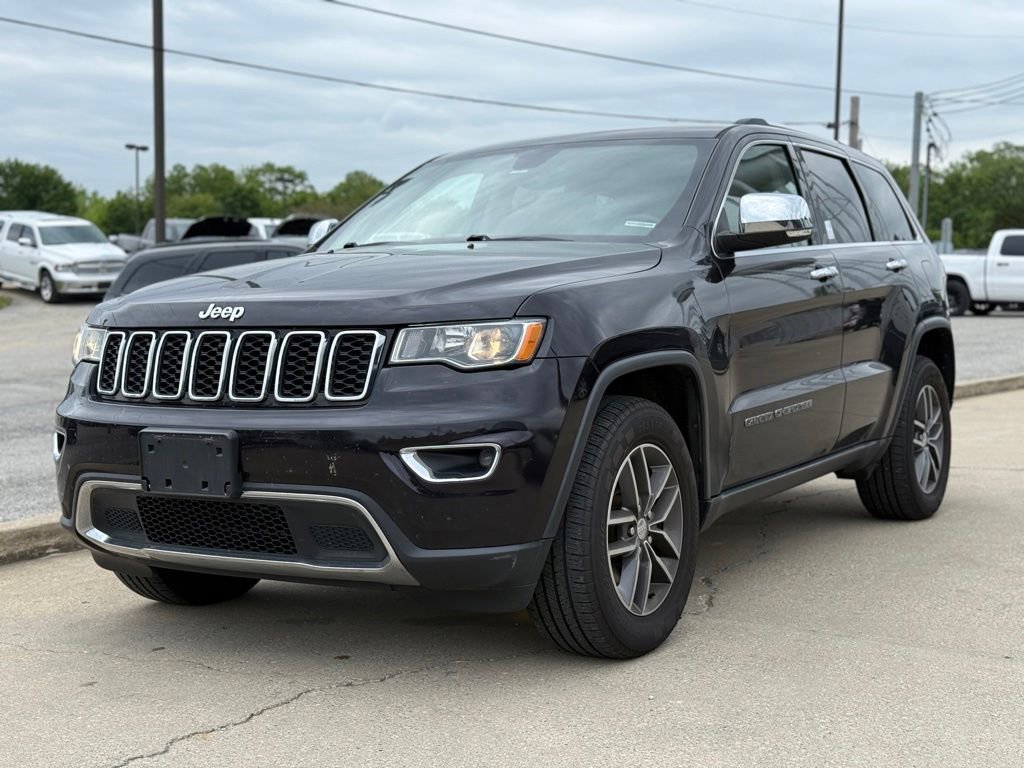 Used 2018 Jeep Grand Cherokee Limited AWD/4WD image 2