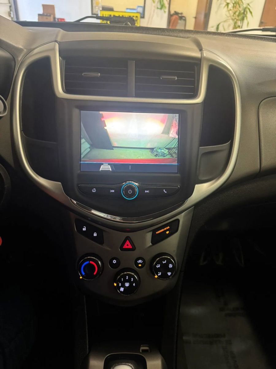 Used 2019 Chevrolet Sonic LT FWD image 16