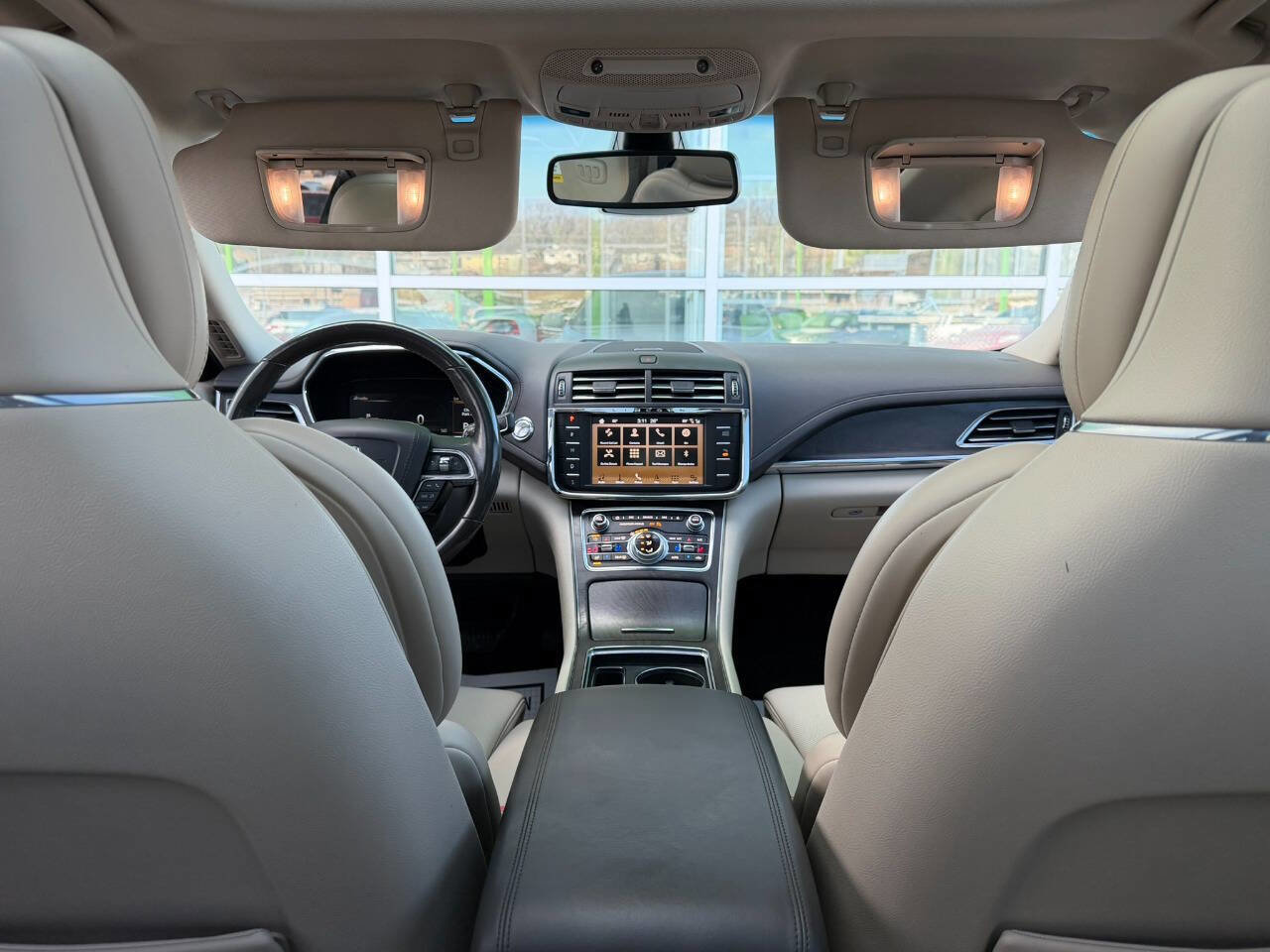 Used 2017 Lincoln Continental Reserve w/ Climate Package image 22