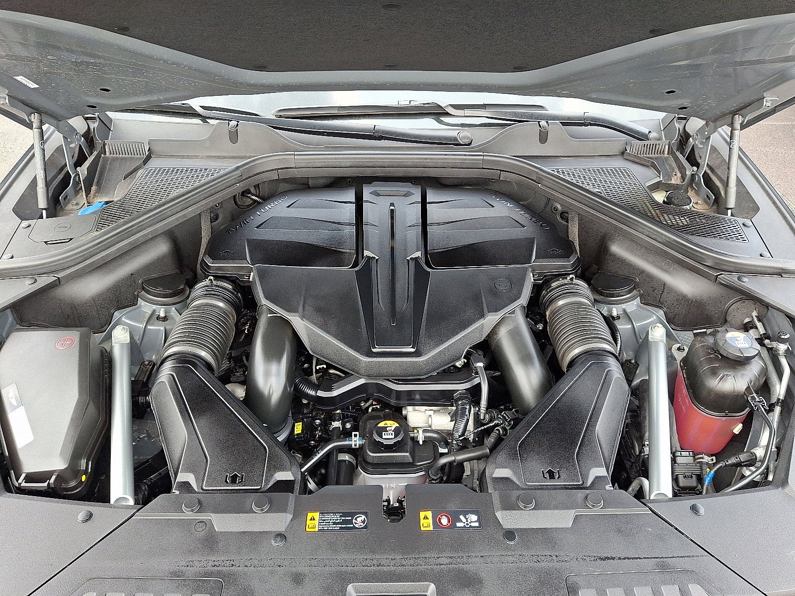 Certified 2025 Genesis GV80 3.5T e-SC image 30