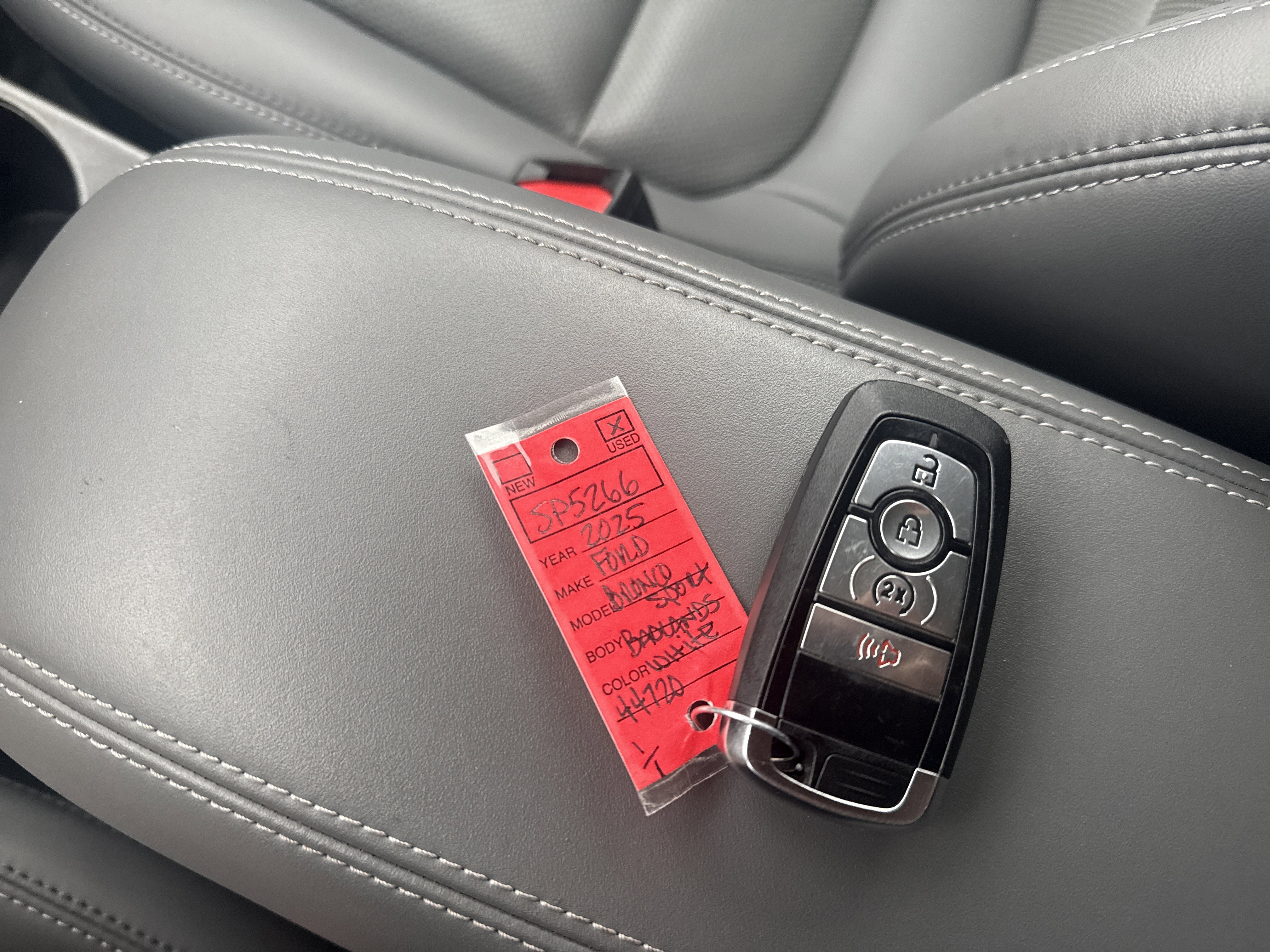 Used 2025 Ford Bronco Sport Badlands image 31