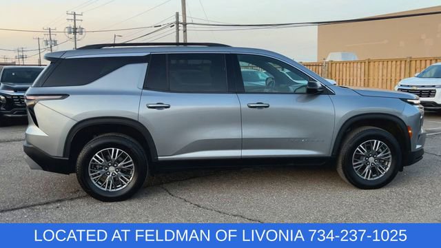 Used 2024 Chevrolet Traverse LT w/ LPO, Floor Liner Package image 9