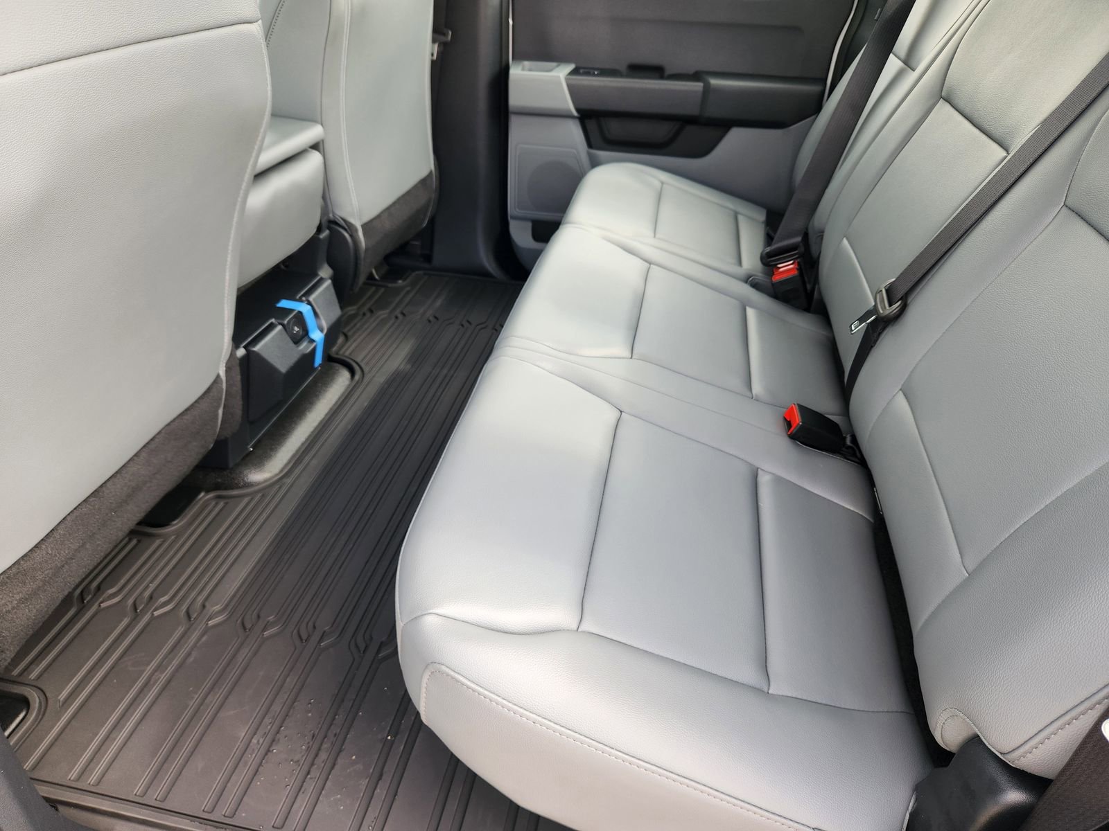 New 2026 Ford F350 XL w/ FX4 Off-Road Package AWD/4WD image 25