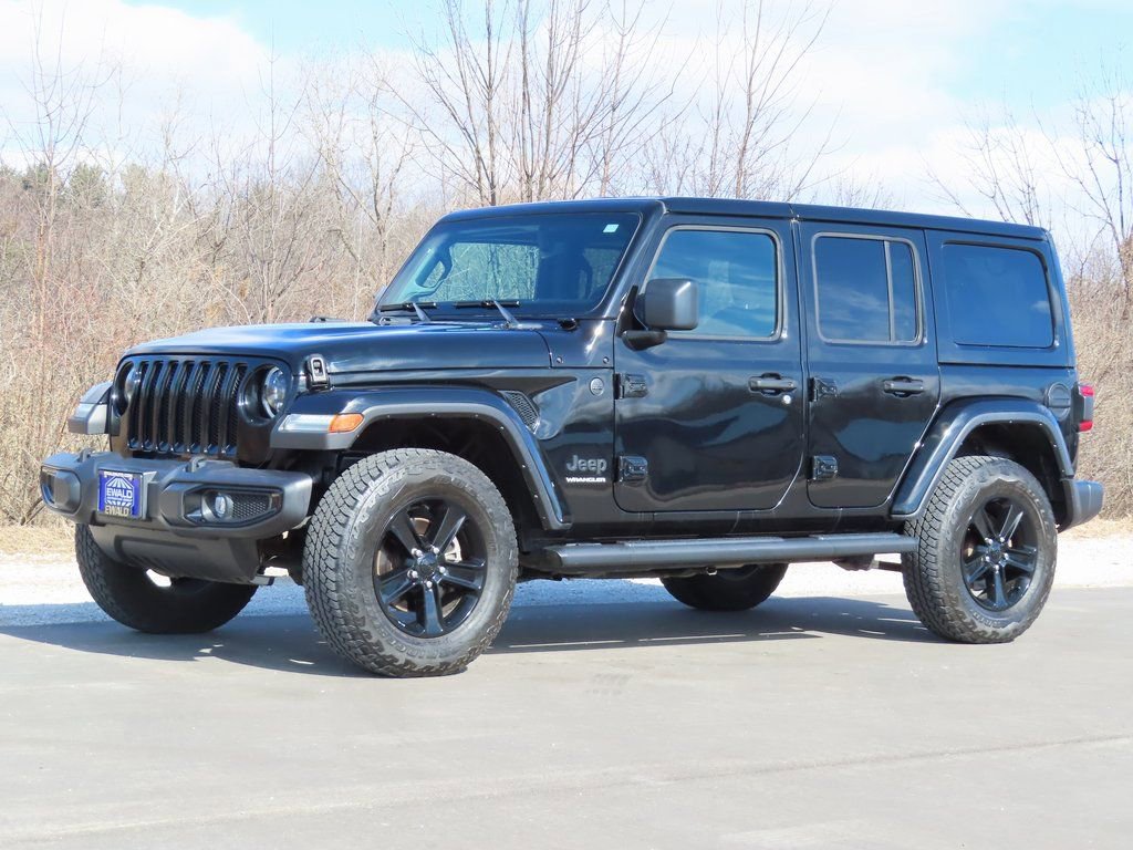 Used 2023 Jeep Wrangler Sahara image 19