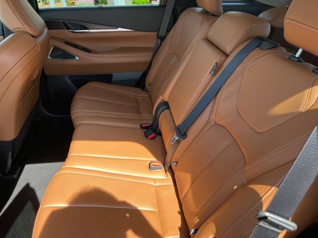 Used 2025 INFINITI QX60 Sensory w/ Vision Package AWD/4WD image 12