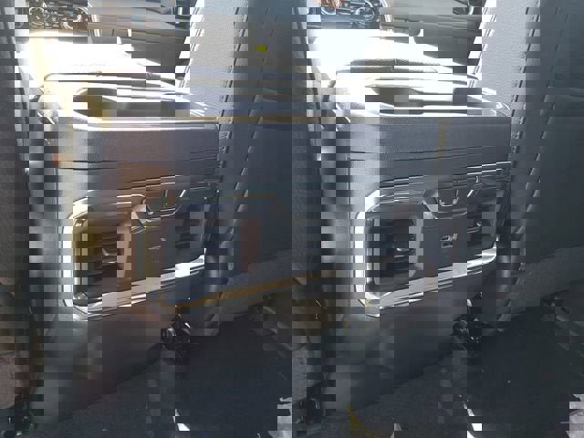 New 2026 GMC Sierra 1500 Denali w/ Denali Reserve Package image 17