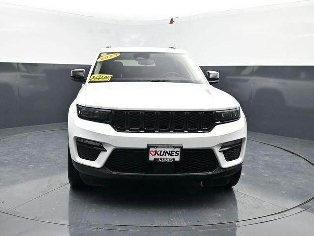 Used 2023 Jeep Grand Cherokee Limited w/ Black Appearance Package image 2
