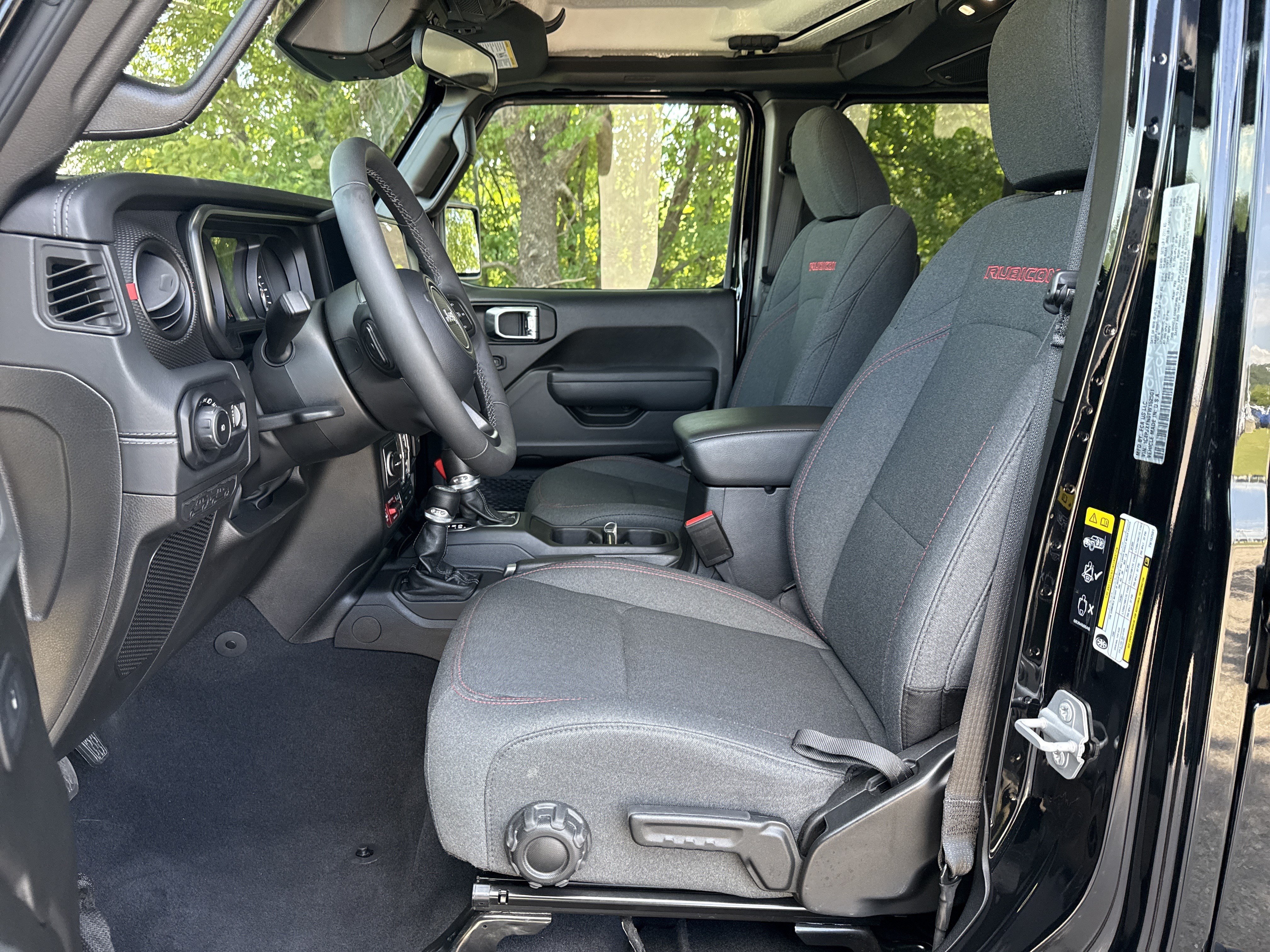 Used 2026 Jeep Wrangler Unlimited Rubicon AWD/4WD image 12