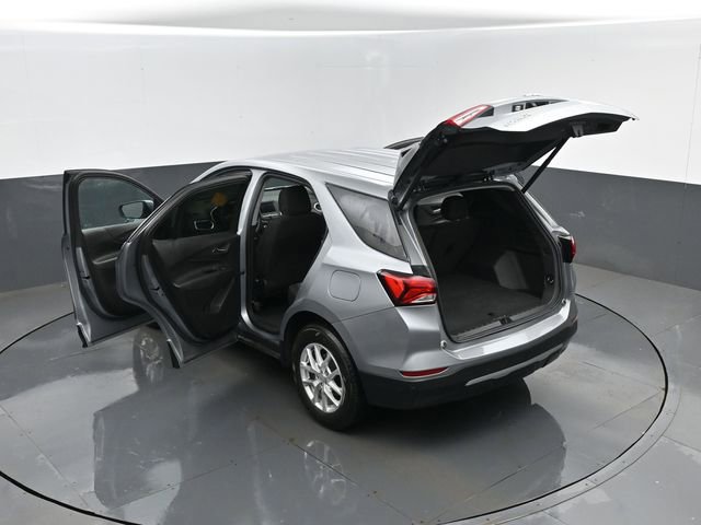 Used 2024 Chevrolet Equinox LT image 28
