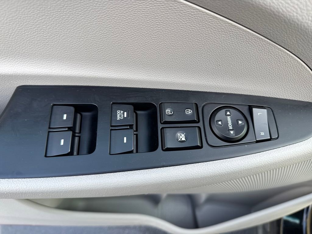 Used 2019 Hyundai Tucson SE FWD image 11