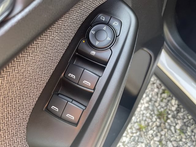 Used 2023 Chevrolet TrailBlazer LT w/ Convenience Package FWD image 24