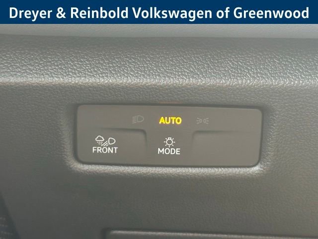 New 2026 Volkswagen Tiguan SEL R-Line image 18