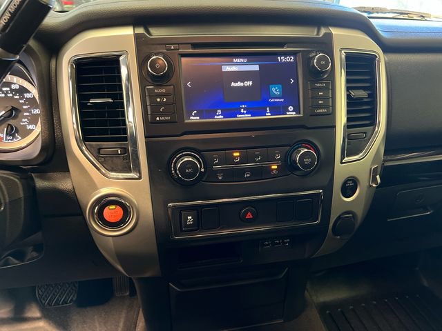 Used 2019 Nissan Titan SV image 24
