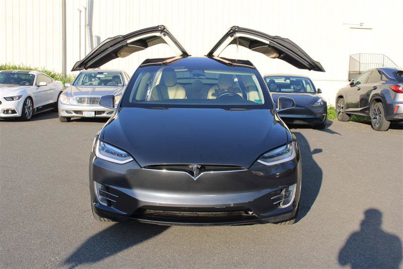 Used 2016 Tesla Model X 75D AWD/4WD image 4