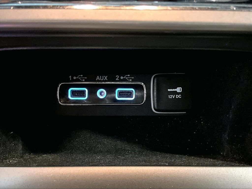 Used 2020 Jeep Grand Cherokee Limited w/ Premium Lighting Group AWD/4WD image 27