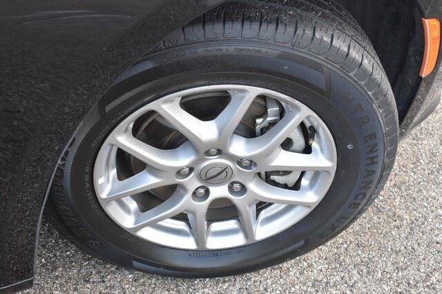 Used 2024 Chrysler Pacifica Touring-L FWD image 14