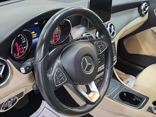 Used 2018 Mercedes-Benz GLA 250 4MATIC image 14