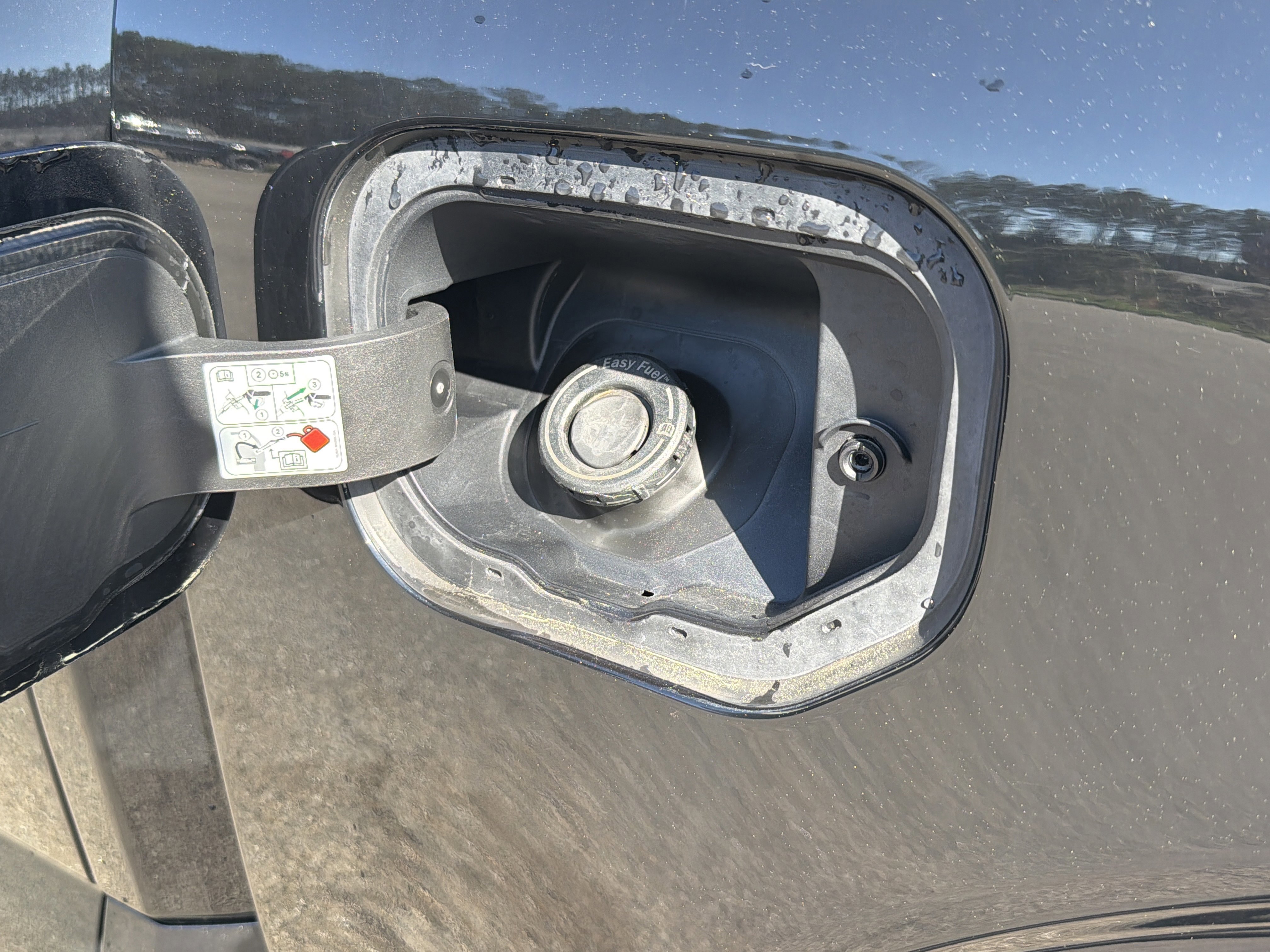 Used 2023 Ford F150 Lariat w/ Trailer Tow Package image 24