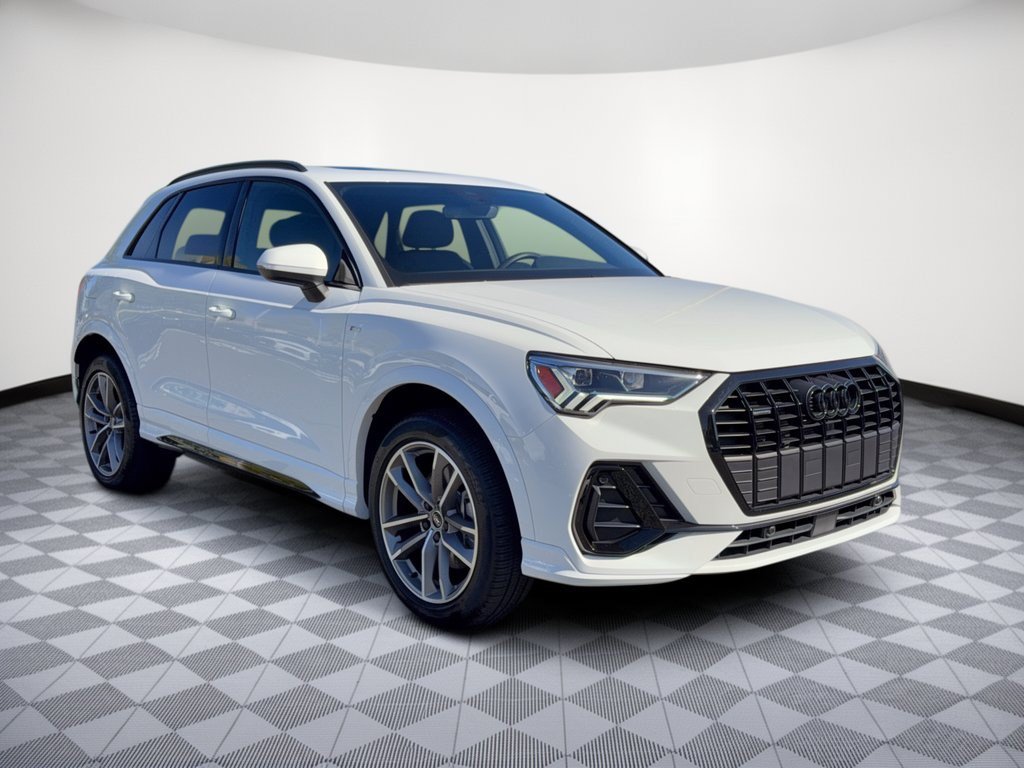 Used 2025 Audi Q3 2.0T Premium w/ Convenience Package AWD/4WD image 7
