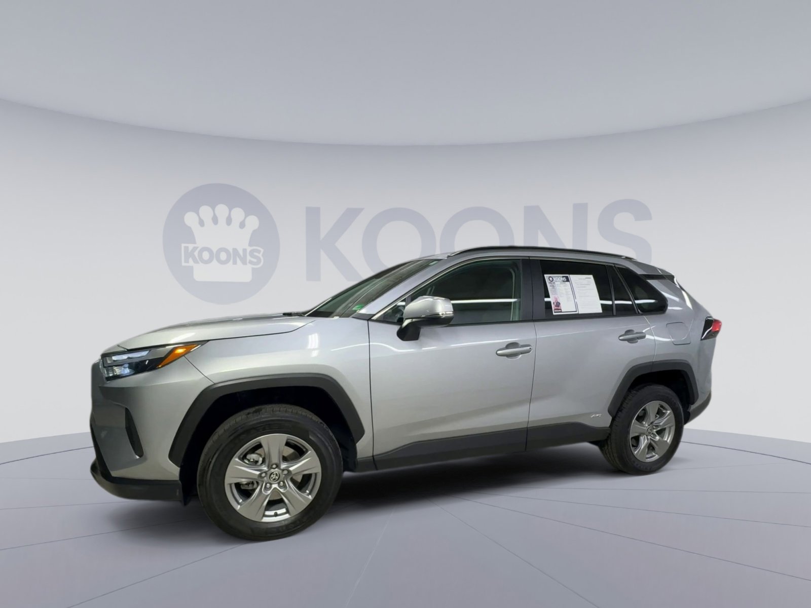 Used 2024 Toyota RAV4 XLE w/ Convenience Package AWD/4WD image 5