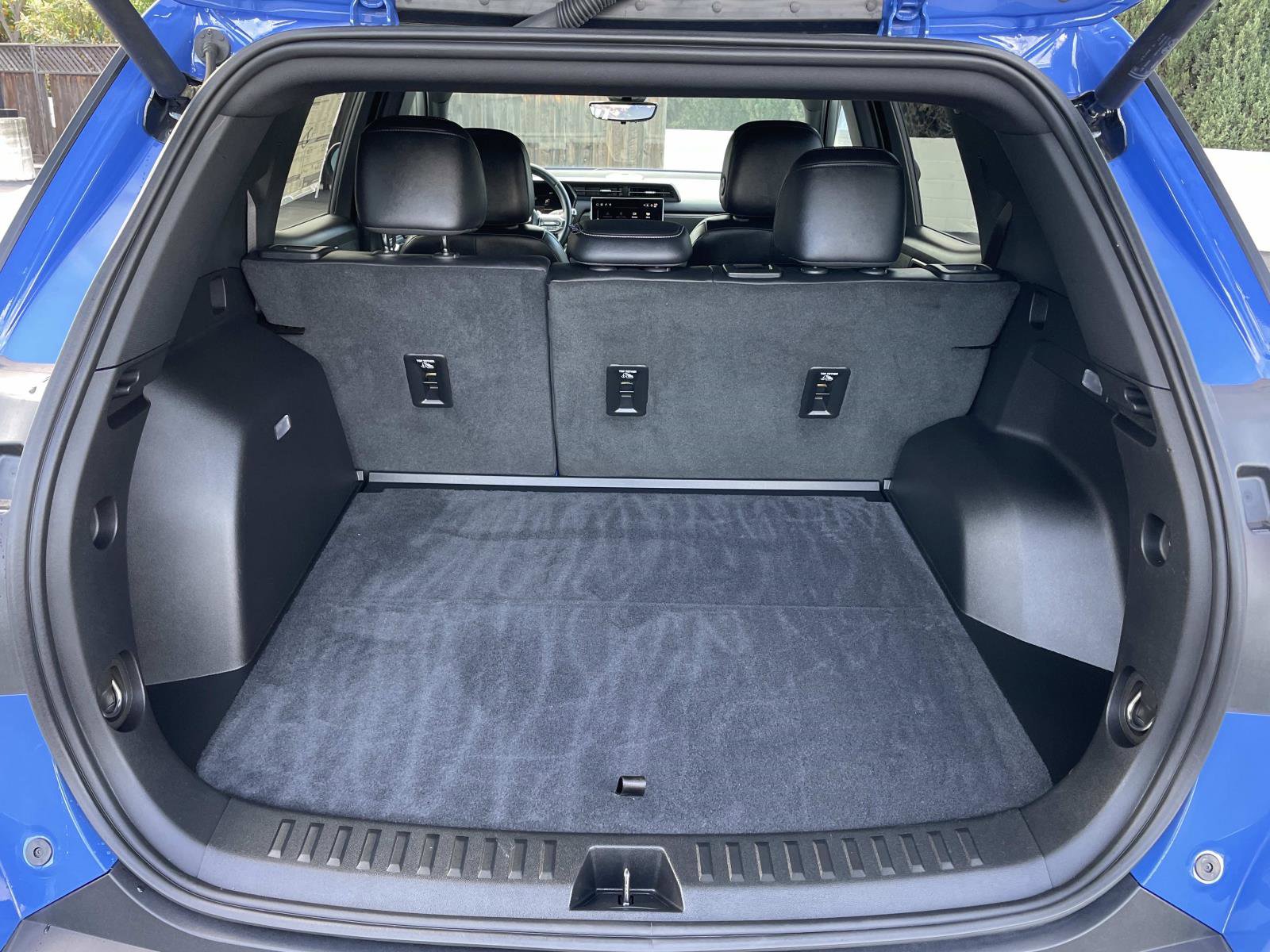 Used 2025 GMC Terrain Elevation w/ Elevation Premium Package image 26