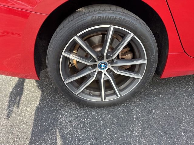 Used 2022 BMW 330e xDrive w/ Premium Package image 18