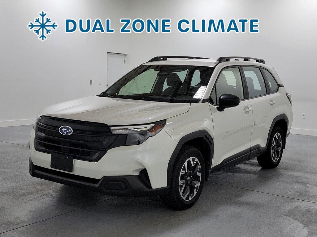 Used 2025 Subaru Forester AWD/4WD image 4