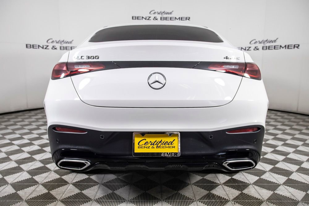 Used 2024 Mercedes-Benz GLC 300 4MATIC w/ AMG Line image 7