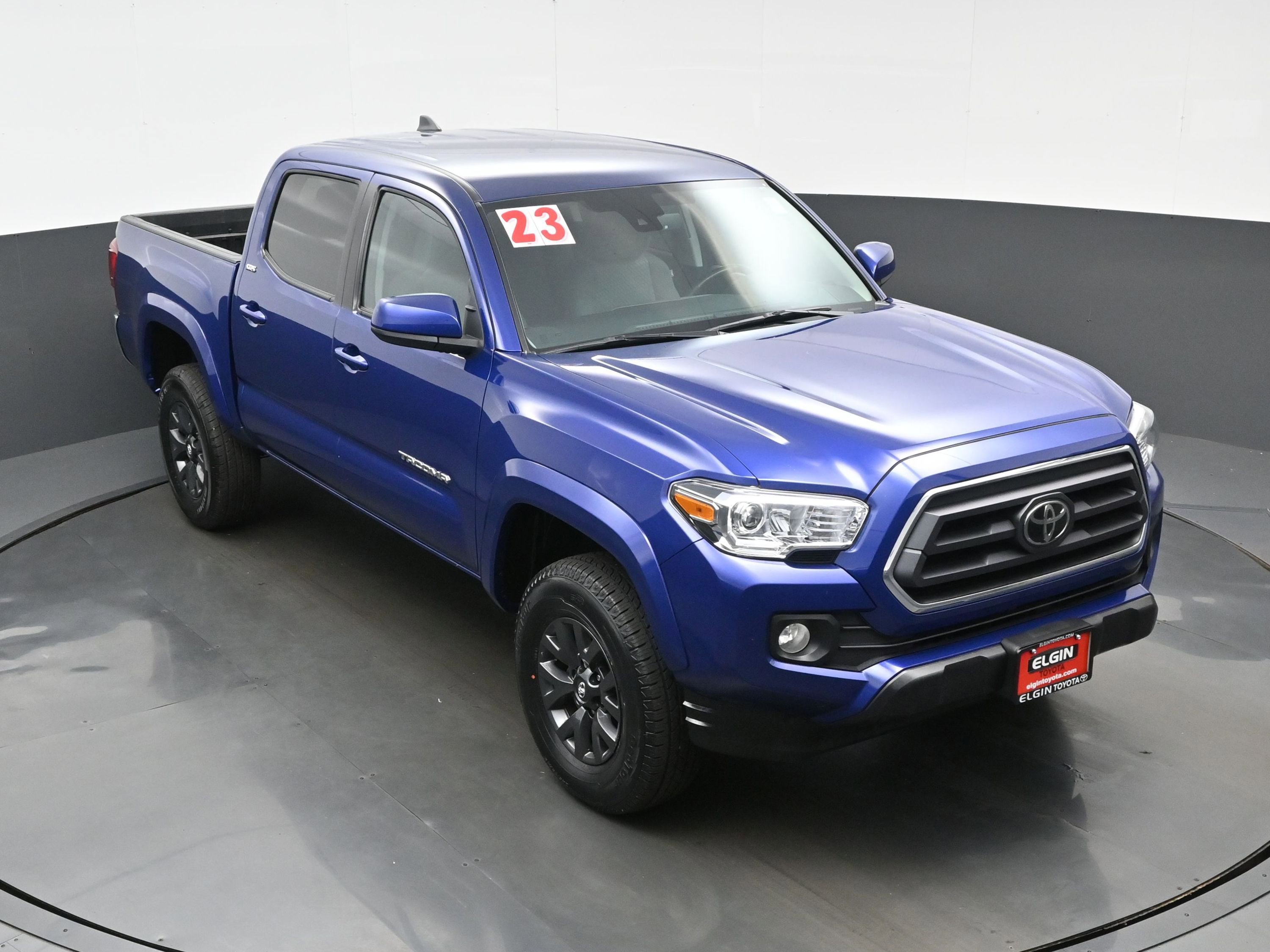 Used 2023 Toyota Tacoma SR5 AWD/4WD image 34