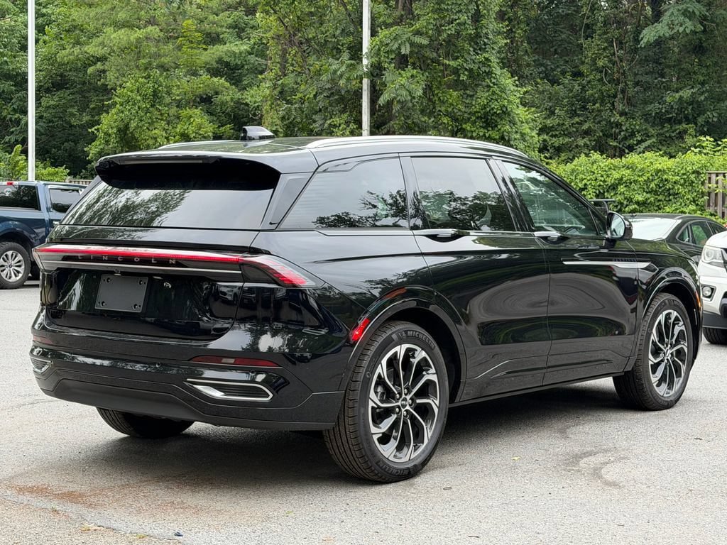 New 2026 Lincoln Nautilus Reserve AWD/4WD image 5