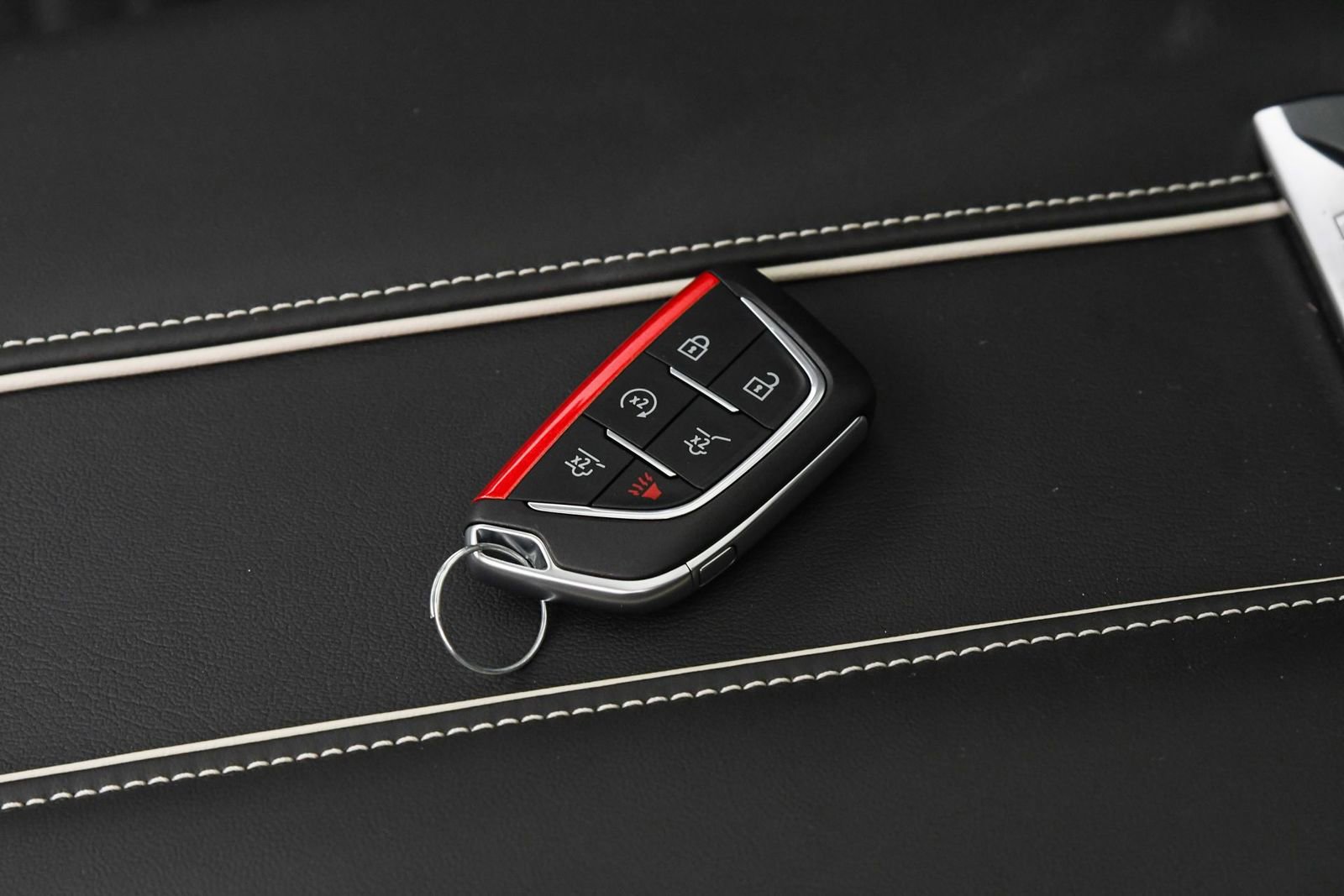 Used 2025 Cadillac Escalade V w/ LPO, ONYX Package image 22