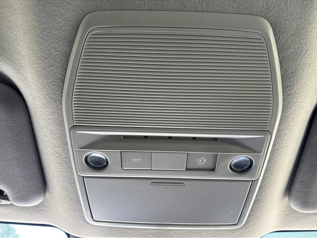 New 2026 Nissan Sentra SV w/ SV Convenience Package FWD image 34
