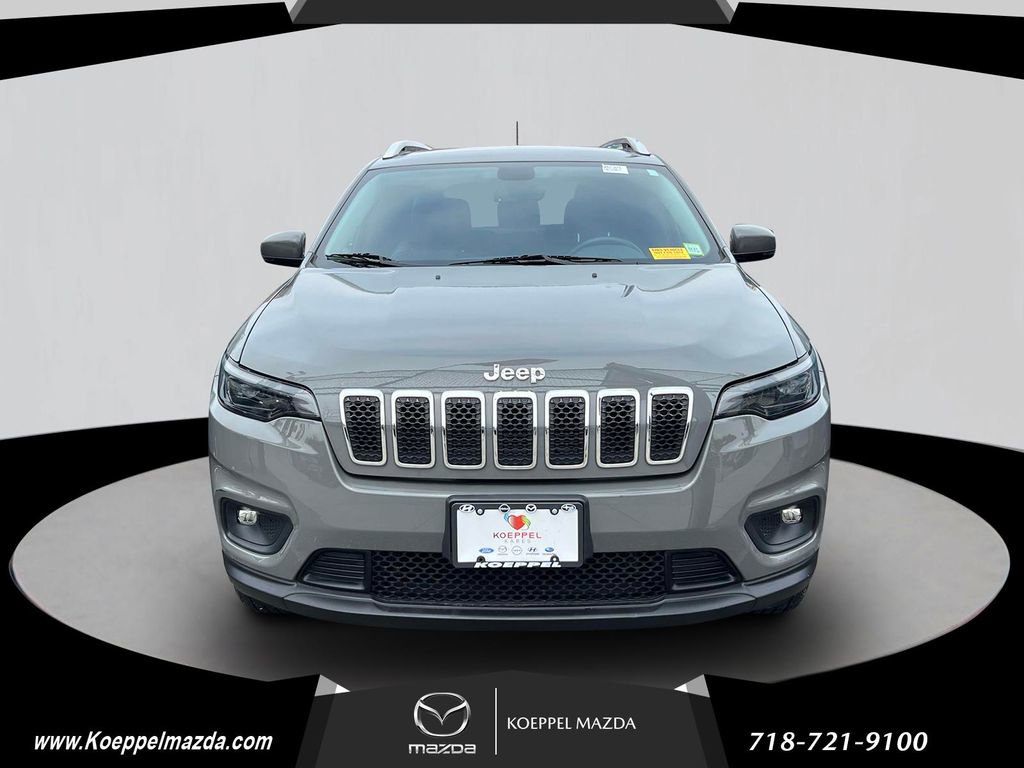 Used 2020 Jeep Cherokee Latitude Plus w/ Comfort/Convenience Group image 2