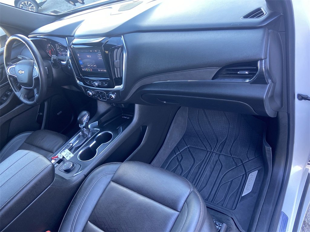 Certified 2022 Chevrolet Traverse High Country w/ LPO, Floor Liner Package image 30