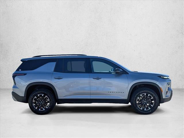 Used 2025 Chevrolet Traverse Z71 AWD/4WD image 4