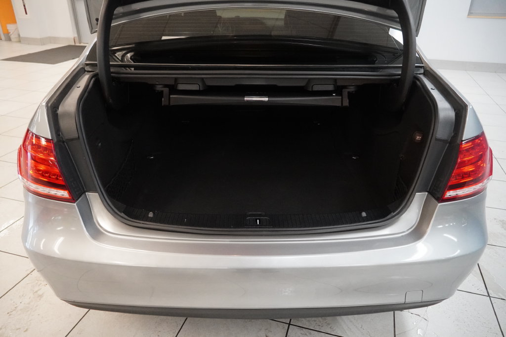 Used 2014 Mercedes-Benz E 350 4MATIC Sedan w/ Premium 1 Package image 19